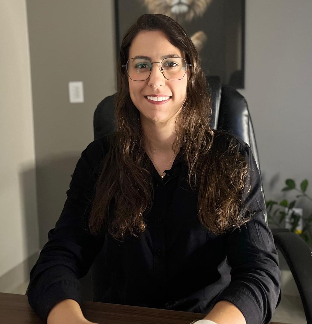 Instrutora do curso, especialista em crédito imobiliário